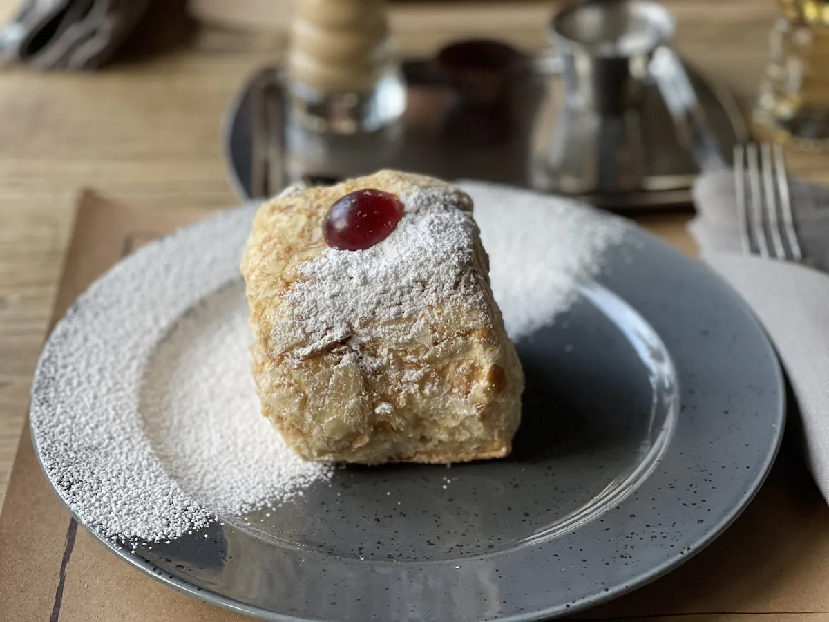 Мамой Клянусь — Restaurant